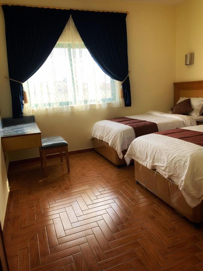 Mansour Plaza Hotel Apartments Dammám Kültér fotó
