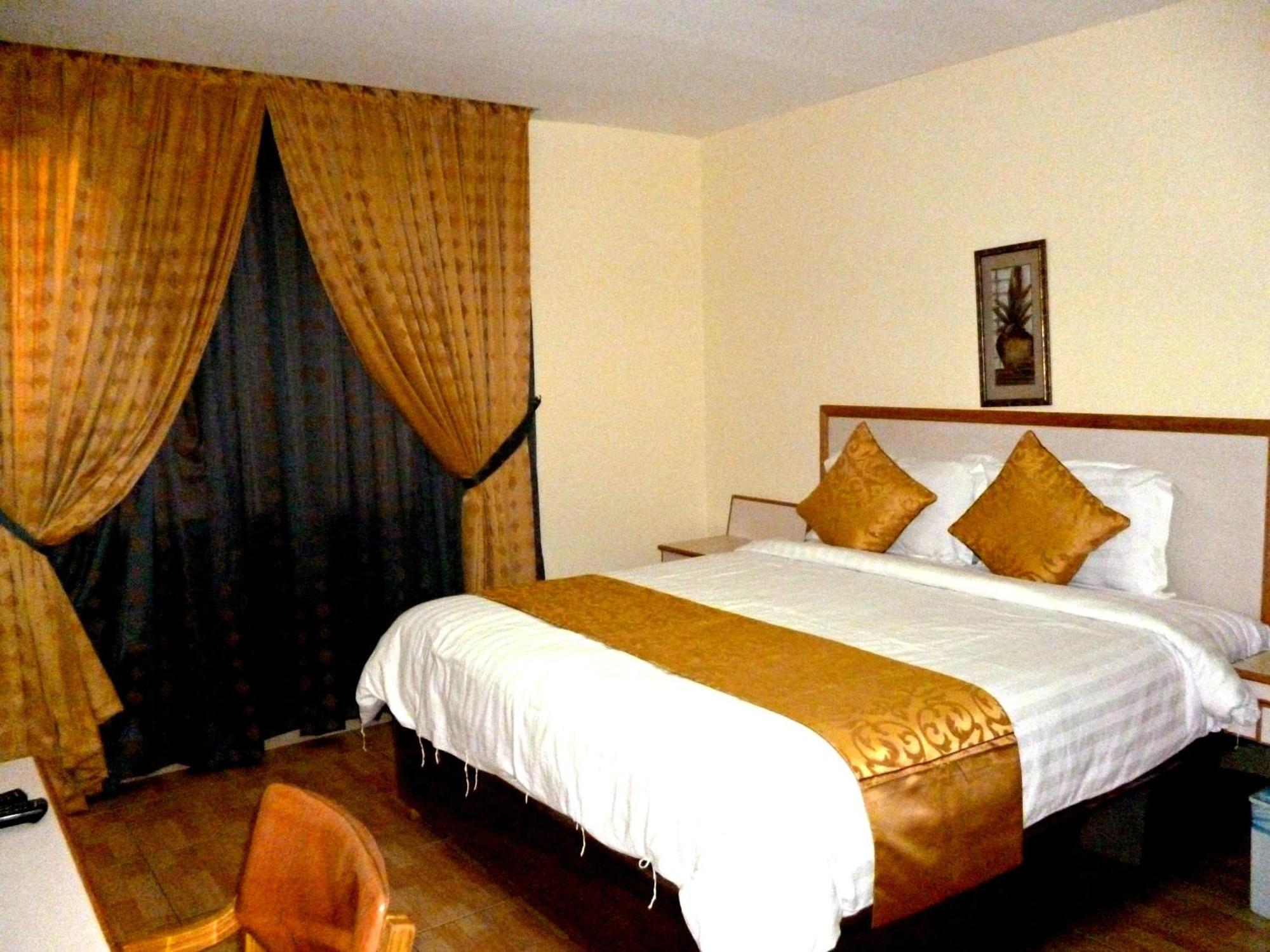 Mansour Plaza Hotel Apartments Dammám Szoba fotó