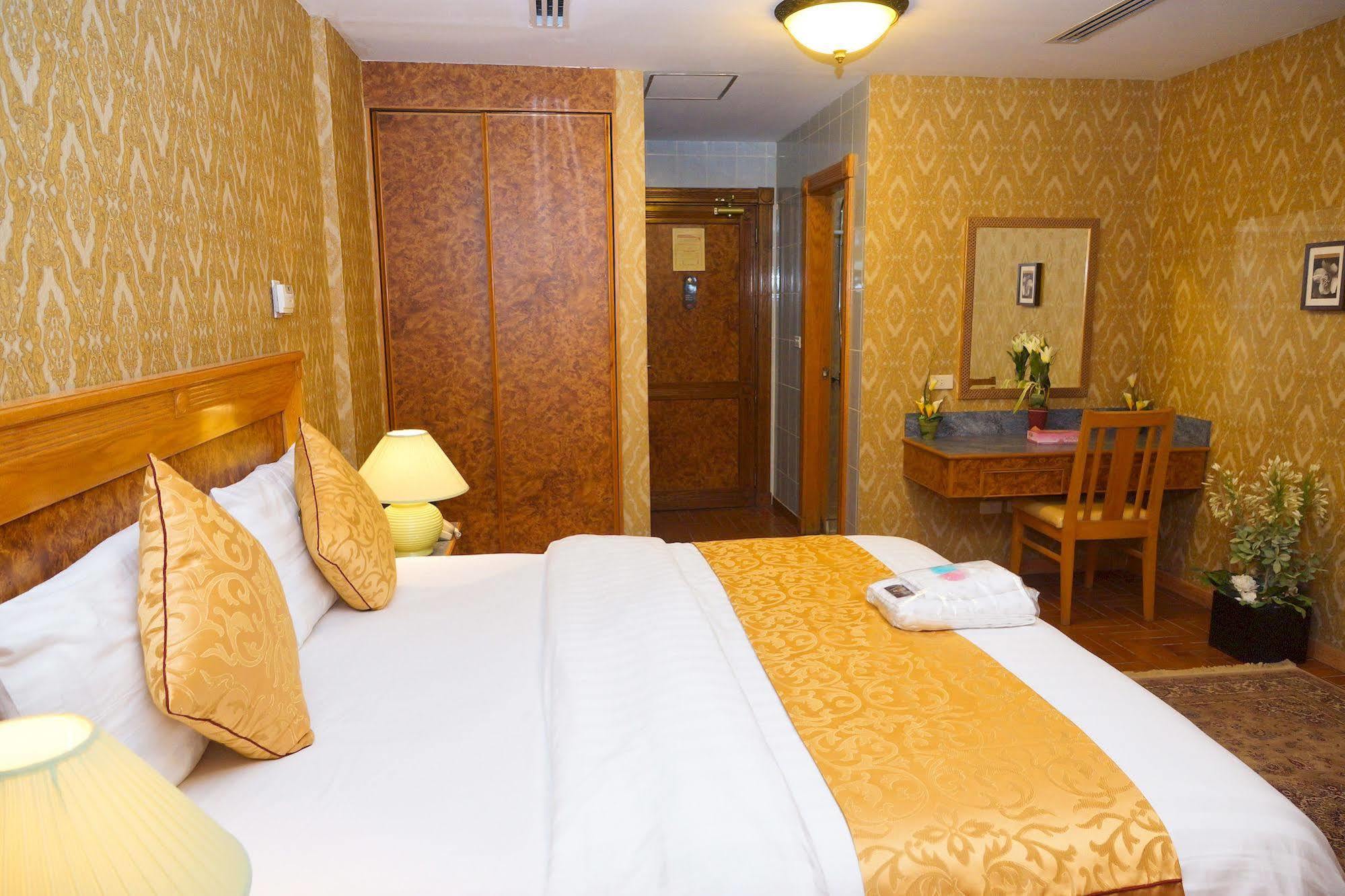 Mansour Plaza Hotel Apartments Dammám Kültér fotó