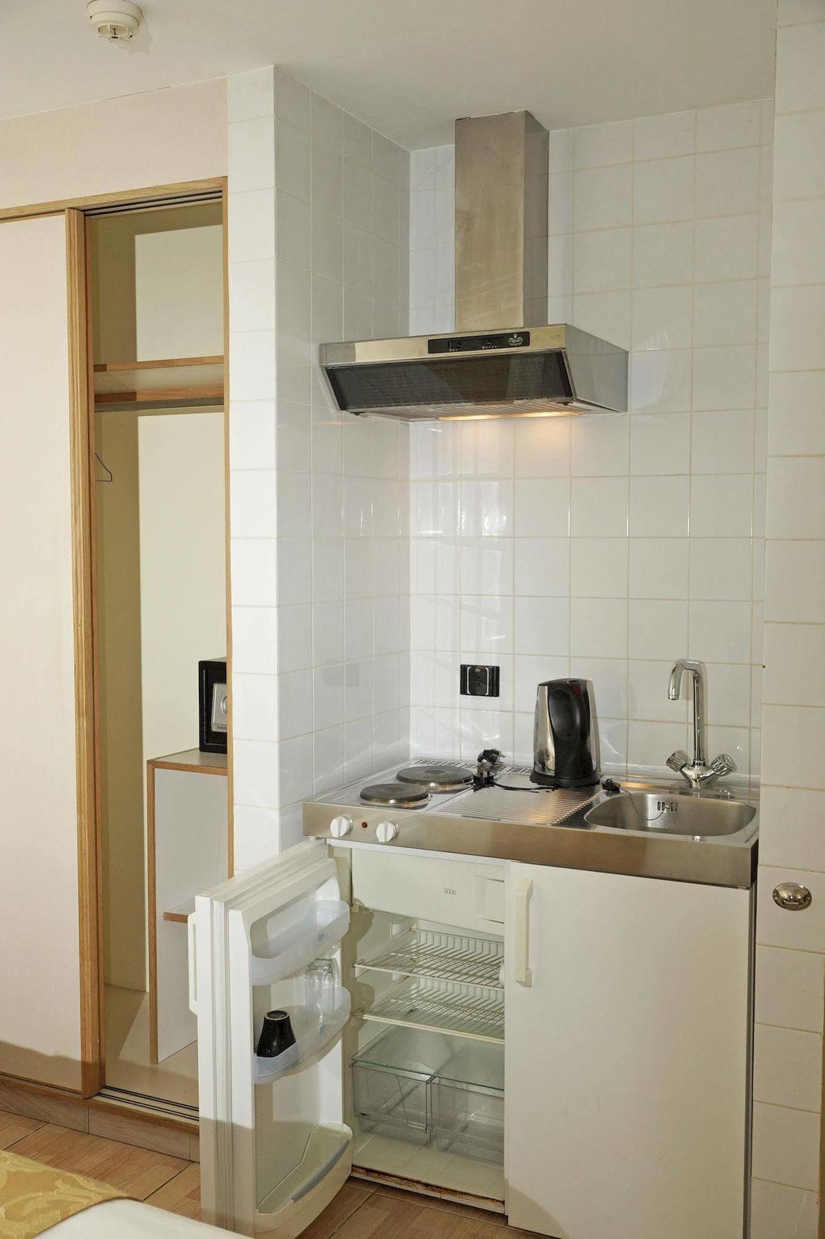 Mansour Plaza Hotel Apartments Dammám Kültér fotó