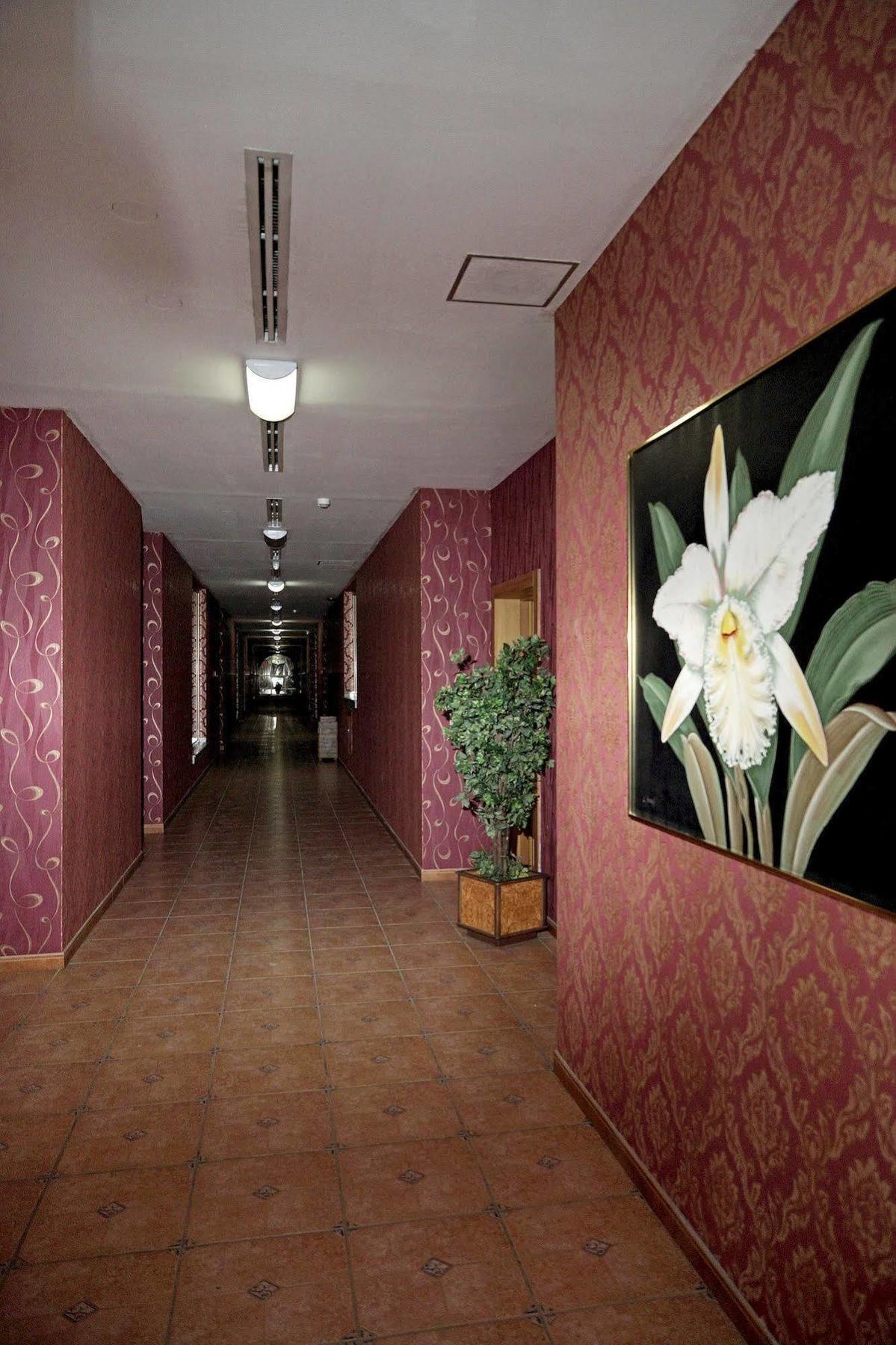 Mansour Plaza Hotel Apartments Dammám Kültér fotó